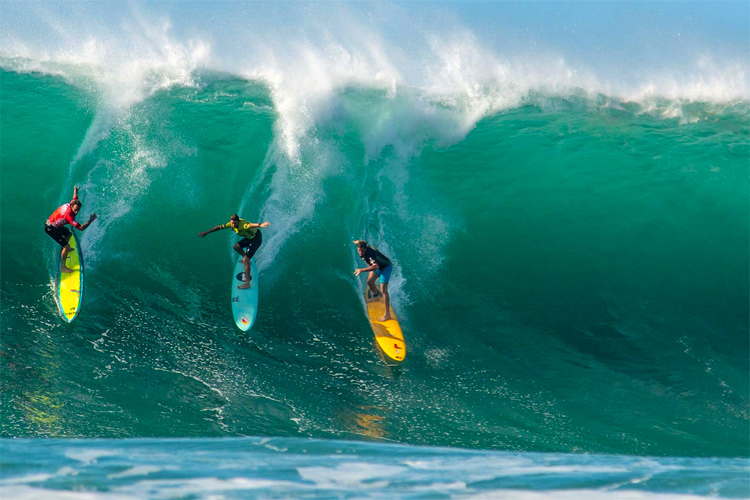 The Eddie Aikau Big Wave Invitational: The Bay calls The Day | Photo: Zak Noyle/The Eddie