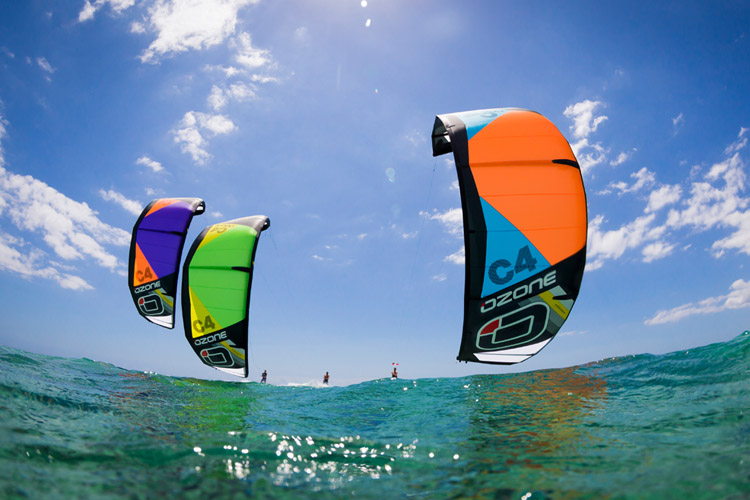 Kiteboarding: going upwind unlocks the freedom formula | Photo: Ozone