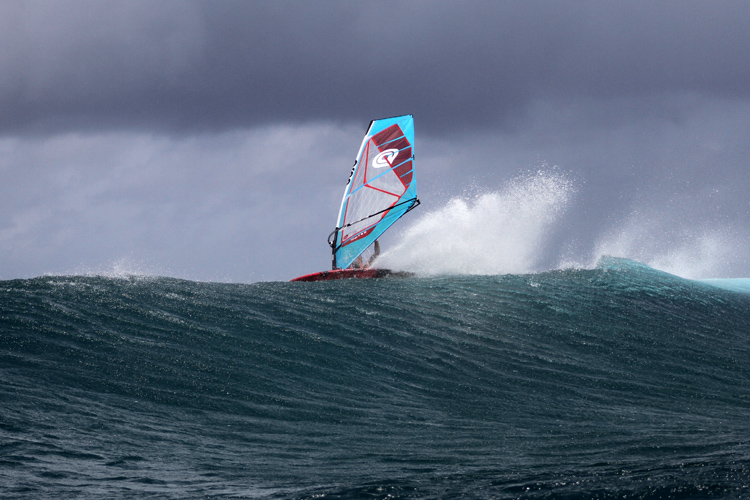 Big Pass: Charles Vandemeulebroucke rode Tahiti's five major wave sailing spots