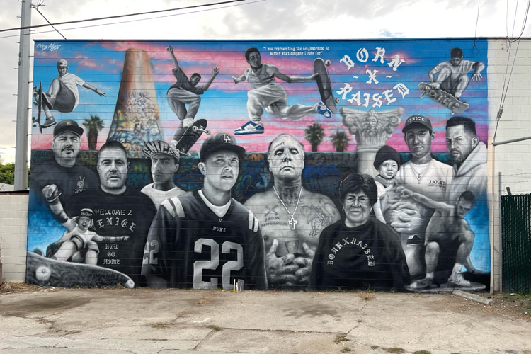 Venice, California: the local skateboarding legends depicted in a giant mural | Photo: Lisa Ezell