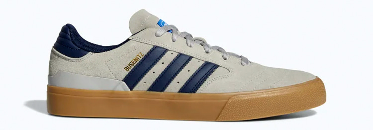 Vulcanized skate shoes: footwear with maximum flexibility and great board feel | Photo: Adidas