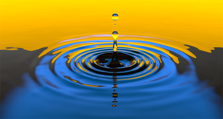 Wave: a very small drop of water landing on a still-water surface will generate surface wrinkles that radiate outward | Photo: Creative Commons