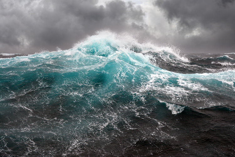 Rogue waves: they're big, relatively unpredictable, and extremely dangerous | Photo: Shutterstock