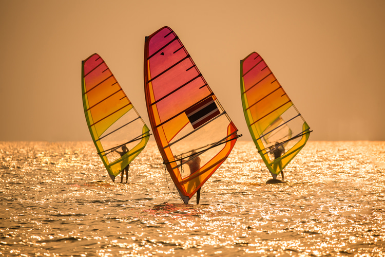 Windsurfing: an alternative to basing your holiday at a windsurfing resort is to visit an area with top-quality rental gear | Photo: Shutterstock