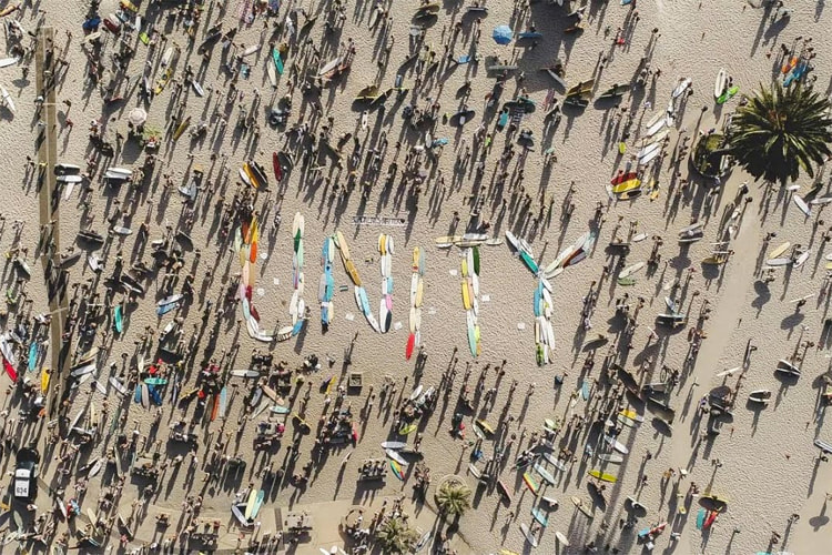 George Floyd: thousands of surfers paddled out in his memory all across Southern California | Photo: WSL